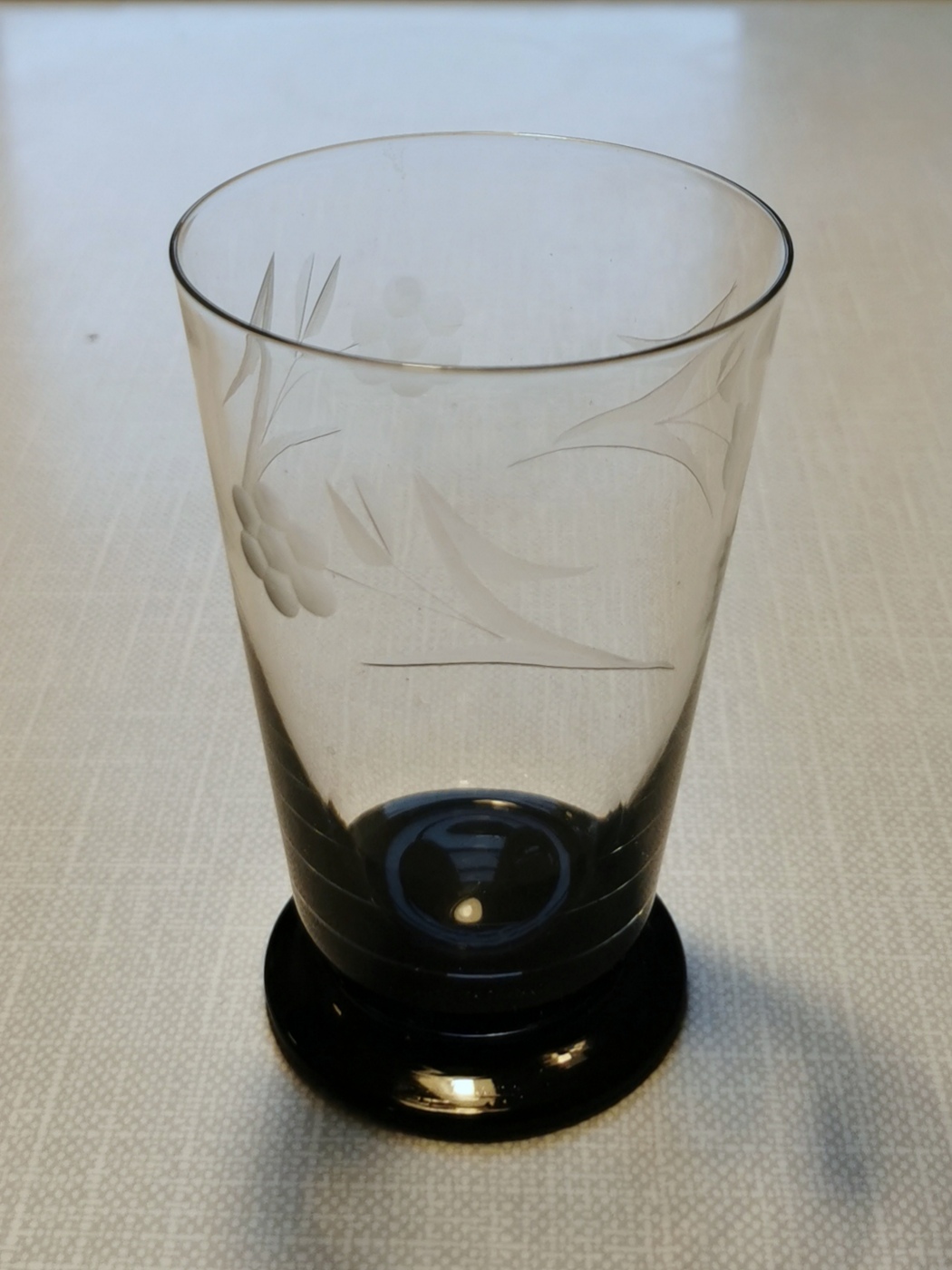 tæppe raket fornuft Kastrup Glasværk, Lis vand/ølglas med sort fod - Veirhanen