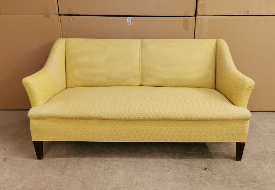 barriere prioritet på den anden side, Dansk klassisk sofa. Antagelig produceret i perioden 1935- 1960 - Veirhanen